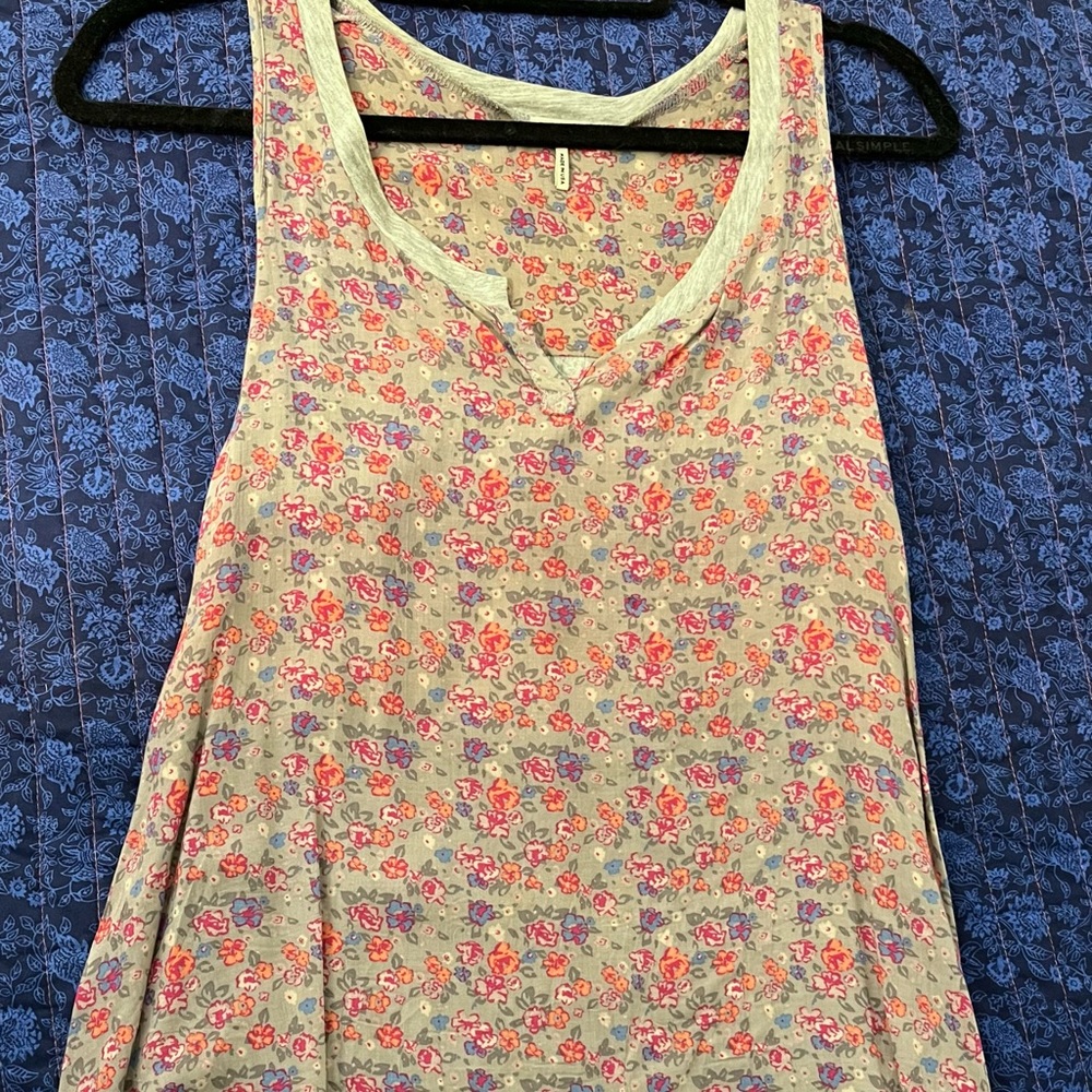 Splendid floral tank top blouse